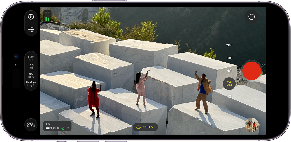 L’écran Final Cut Camera, avec les commandes de caméra et le bouton Enregistrer.