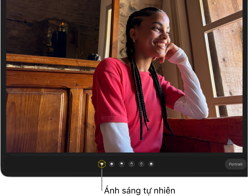Ảnh chân dung với chiếu sáng tự nhiên.