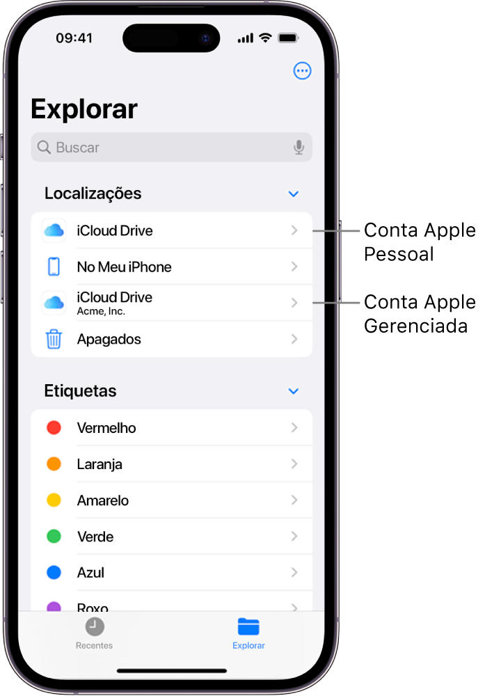 Tela do iPhone mostrando dois iCloud Drives, um usando uma Conta Apple pessoal e um usando uma Conta Apple Gerenciada.