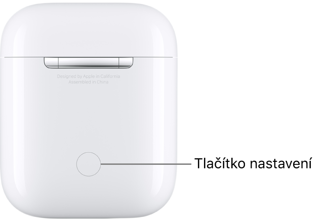 Tlačítko nastavení uprostřed zadní strany nabíjecího pouzdra AirPodů 1 a 2.