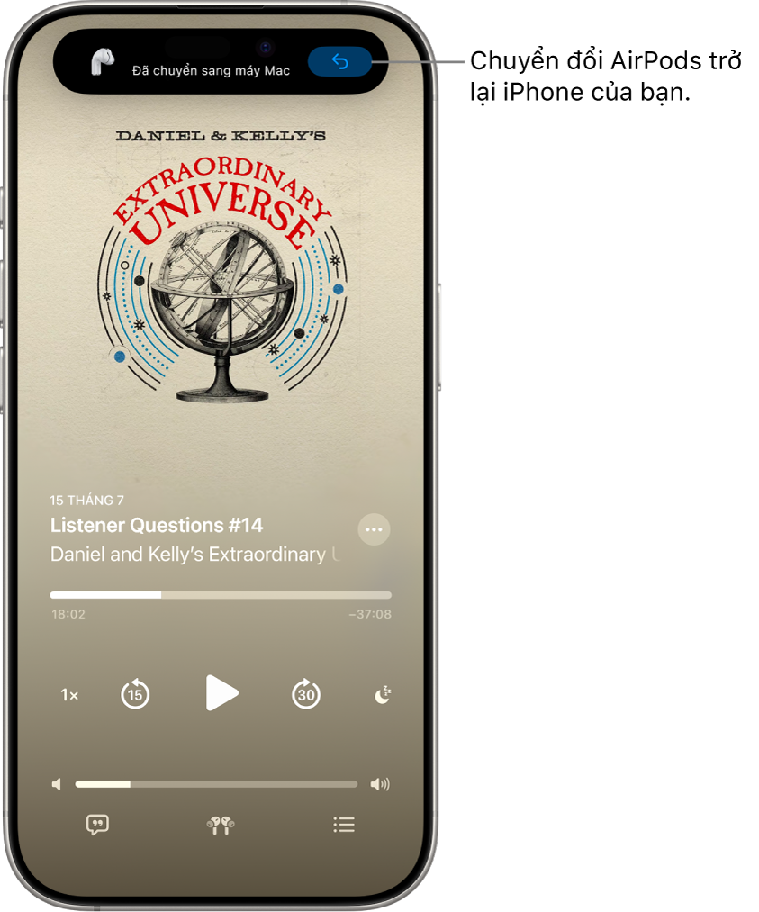 Màn hình khóa trên iPhone với thông báo ở trên cùng cho biết “Đã chuyển sang máy Mac” và một nút để chuyển đổi AirPods trở lại iPhone.