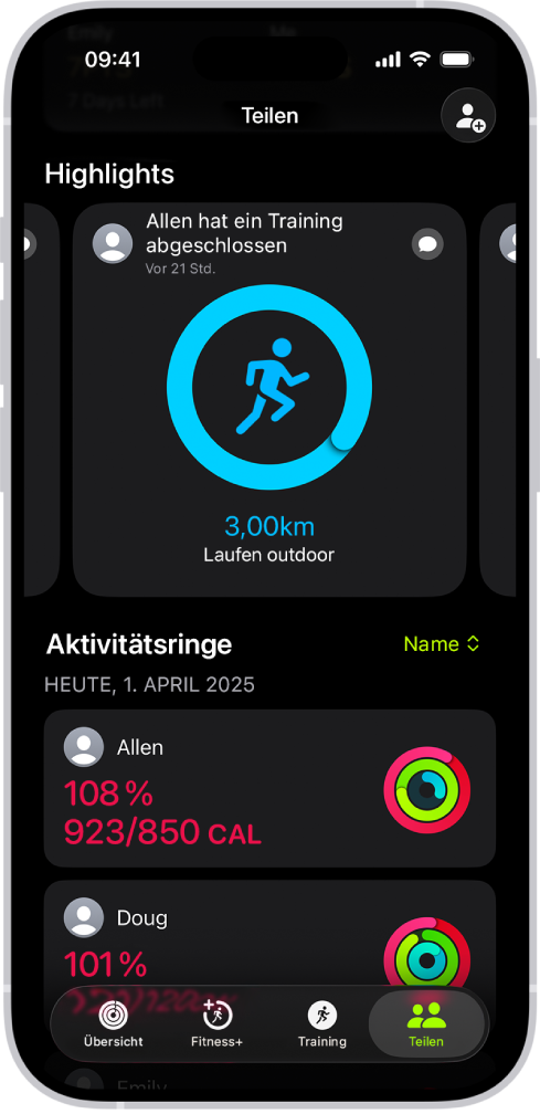 Der Bildschirm „Teilen“ der App „Fitness“ mit Aktivitätsringen und Highlights, die zwischen einer Person und ihren Freund:innen geteilt wurden.