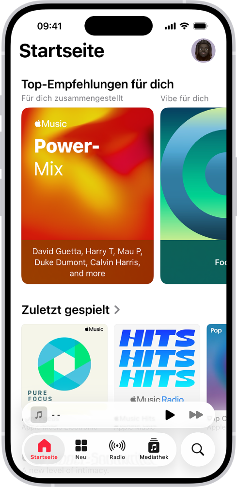 Der Tab „Startseite“ der App „Musik“ mit den Top-Empfehlungen oben. Du kannst nach links oder rechts streichen, um weitere, nur für dich gewählte Musik anzuzeigen. Die Option „Zuletzt gespielt“ wird unten angezeigt.