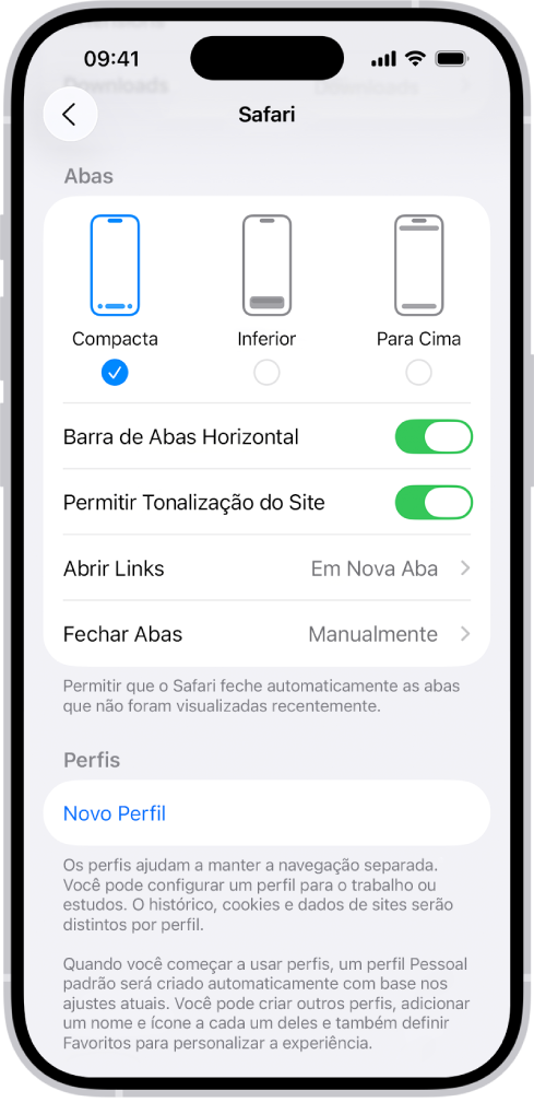 Uma tela mostrando três opções de layout do Safari: Compacta, Inferior e Superior.