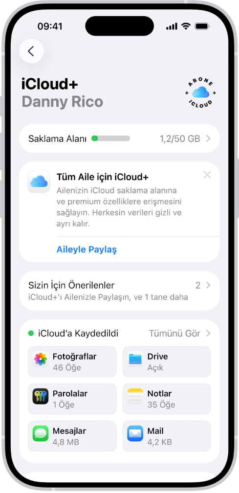 iCloud saklama alanı göstergesinin ve Fotoğraflar, iCloud Drive ve iCloud Yedekleme de dahil olmak üzere iCloud ile kullanılabilecek özelliklerin bir listesinin gösterildiği iCloud ayarları ekranı.
