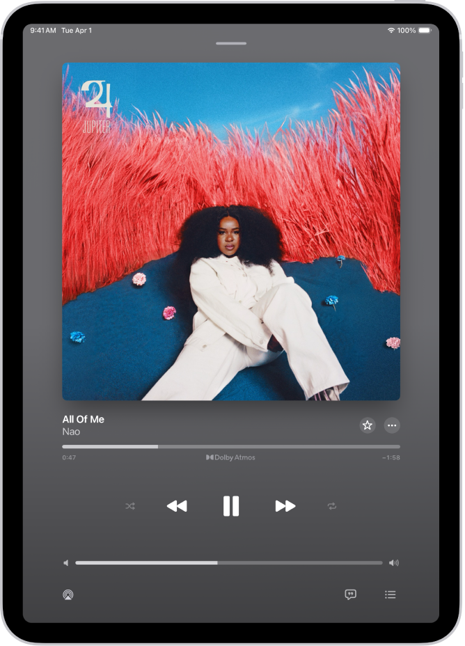 Pantalla “Ahora suena” con varios controles y botones.