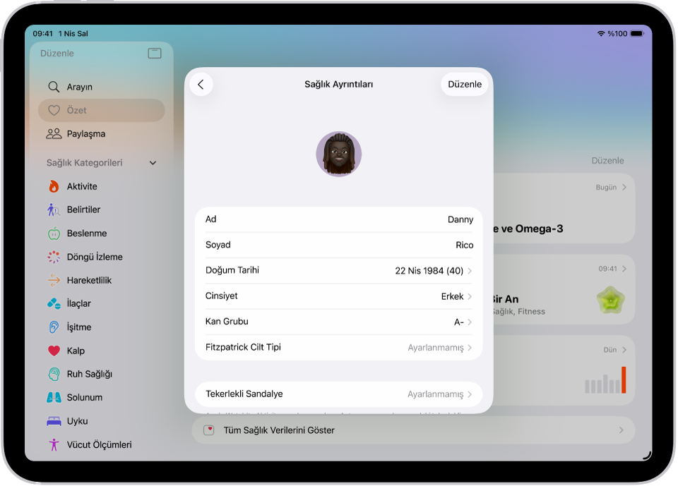 Sağlık Ayrıntıları ekranı ad, doğum tarihi, cinsiyet, kan grubu ve diğer bilgiler için alanlar içeriyor.