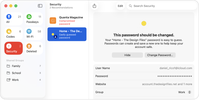 La pantalla principal de la app Contraseñas mostrando los tipos de contraseñas en la barra lateral a la izquierda (con la opción Seguridad seleccionada), una lista de las cuentas de contraseñas con preocupaciones de seguridad potenciales en medio (con Bazare seleccionada), y los detalles de la cuenta de la preocupación de seguridad de la cuenta de Bazare a la derecha.