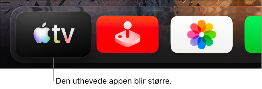 Apple TV-appen er markert i den øverste raden på Hjem-skjermen på Apple TV.
