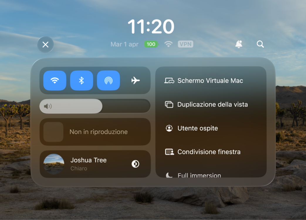 Centro di Controllo è aperto con un elenco di controlli sul lato destro, tra cui Siri, Schermo Virtuale Mac, “Duplicazione della vista” e “Utente ospite”.