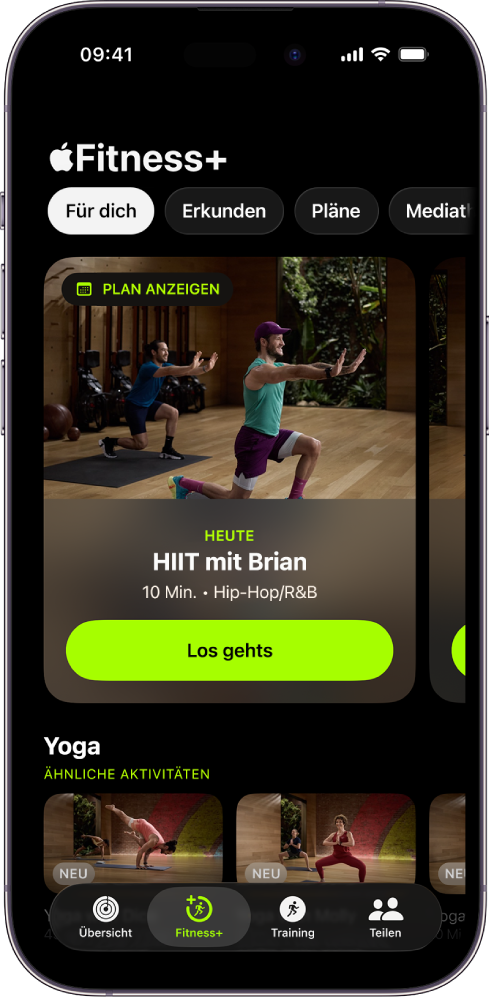 Der Bildschirm „Für dich“ in Apple Fitness+ zeigt ein Training in einem eigenen Plan sowie empfohlene Yoga-Trainings.