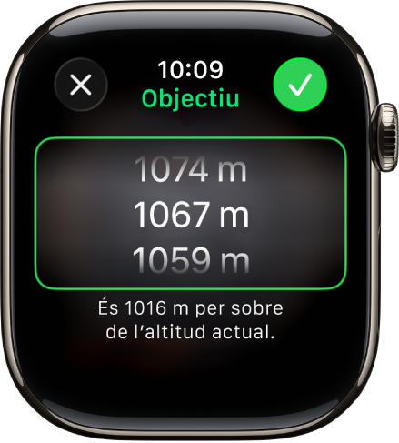 L’app Brúixola mostra la pantalla Objectiu d’altitud. Al mig de la pantalla apareix una llista desplegable d’altituds. A sota de la llista hi ha una indicació de fins a quin punt es troba l’altitud seleccionada per sobre o per sota de l’altitud actual. A la part superior hi ha el botó “Tanca” i el botó de la marca de selecció.