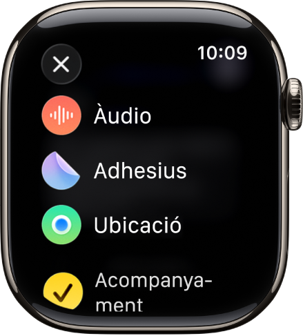 Una pantalla de l’app Missatges amb opcions per adjuntar arxius d’àudio, adhesius, ubicacions i imatges.