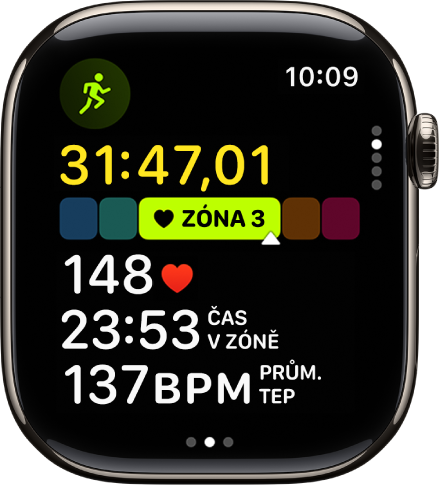 Během probíhajícího běžeckého tréninku se zobrazuje uplynulý čas cvičení, aktuální zóna, tepová frekvence, čas strávený v&nbsp;dané zóně a&nbsp;průměrná tepová frekvence.