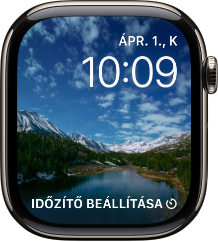 A Timelapse óraszámlap gyorsított videót jelenít meg egy festői szépségű helyről. Alul az Iránytű irányszögei komplikáció látható.