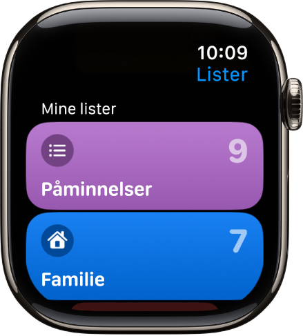 Lister-skjermen i Påminnelser-appen som viser to listeknapper – Familie og Hjem. Tall til høyre viser hvor mange påminnelser det er i hver liste. Trykk på en liste for å se påminnelsene i den, eller skru på Digital Crown for å se flere lister.