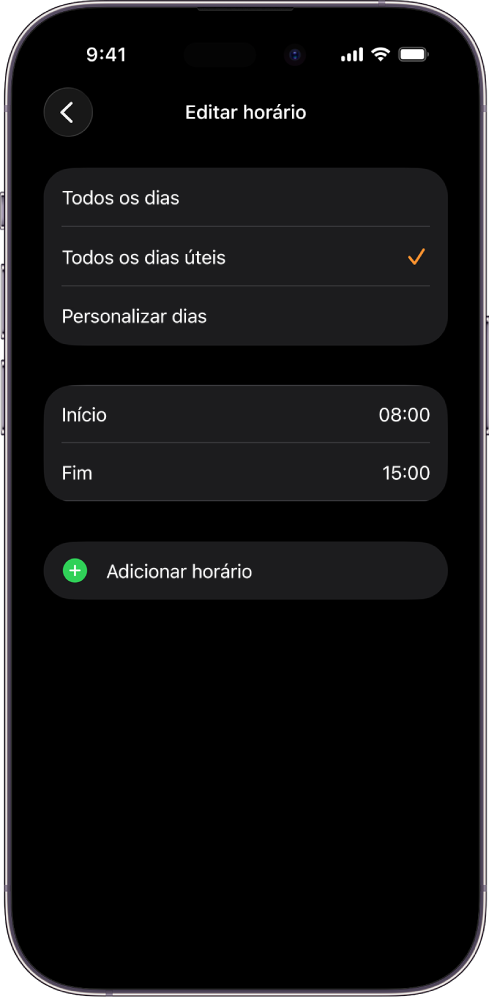 iPhone com o ecrã “Editar horário” para o modo Aulas. Na parte superior estão as opções “Todos os dias”, “Todos os dias úteis” e “Personalizar dias” e está selecionada a opção “Todos os dias úteis”. Os campos “Início” e “Fim” para as horas estão no meio do ecrã e o botão “Adicionar hora” está por baixo.