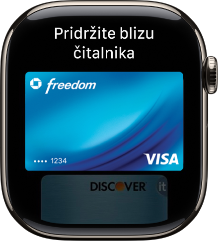 Zaslon prikazuje kreditno kartico v storitvi Apple Pay, ki je pripravljena na brezstični bralnik.