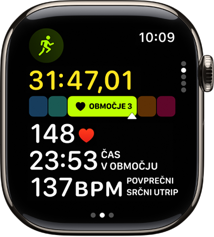 Tekaška vadba v teku prikazuje pretečeni čas vadbe, trenutno območje, srčni utrip, čas v območju in povprečni srčni utrip.