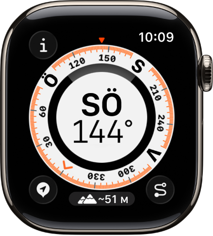 Appen Kompass visar en skiva med kompassbäringen i mitten, en punkt som representerar en hållpunkt i den inre ringen och kompasshållpunkter på den yttre ringen. Infoknappen finns högst upp till vänster, knappen Hållpunkter finns längst ned till vänster, knappen Höjd finns i mitten och knappen Gå tillbaka finns längst ned till höger.