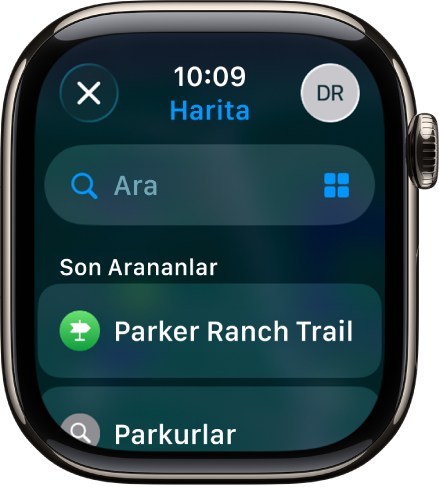 En üstte arama alanı ile Harita uygulamasındaki Ara ekranı. Son aramalar listesi en altta görünür.