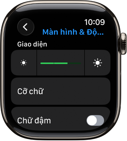 Cài đặt Màn hình & Độ sáng trên Apple Watch, với thanh trượt Độ sáng ở trên cùng và nút Cỡ chữ ở bên dưới.