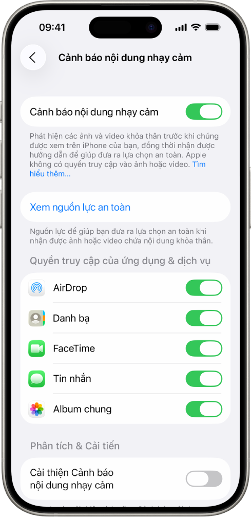 Một iPhone đang hiển thị màn hình Cảnh báo nội dung nhạy cảm.