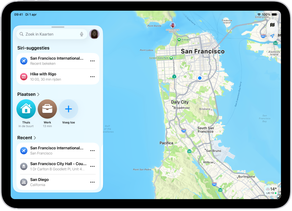 De Kaarten-app met een kaart van een gebied. Het zoekveld staat linksbovenin en eronder staan Siri-suggesties, vastgemaakte plaatsen in 'Plaatsen', en recente zoekopdrachten.