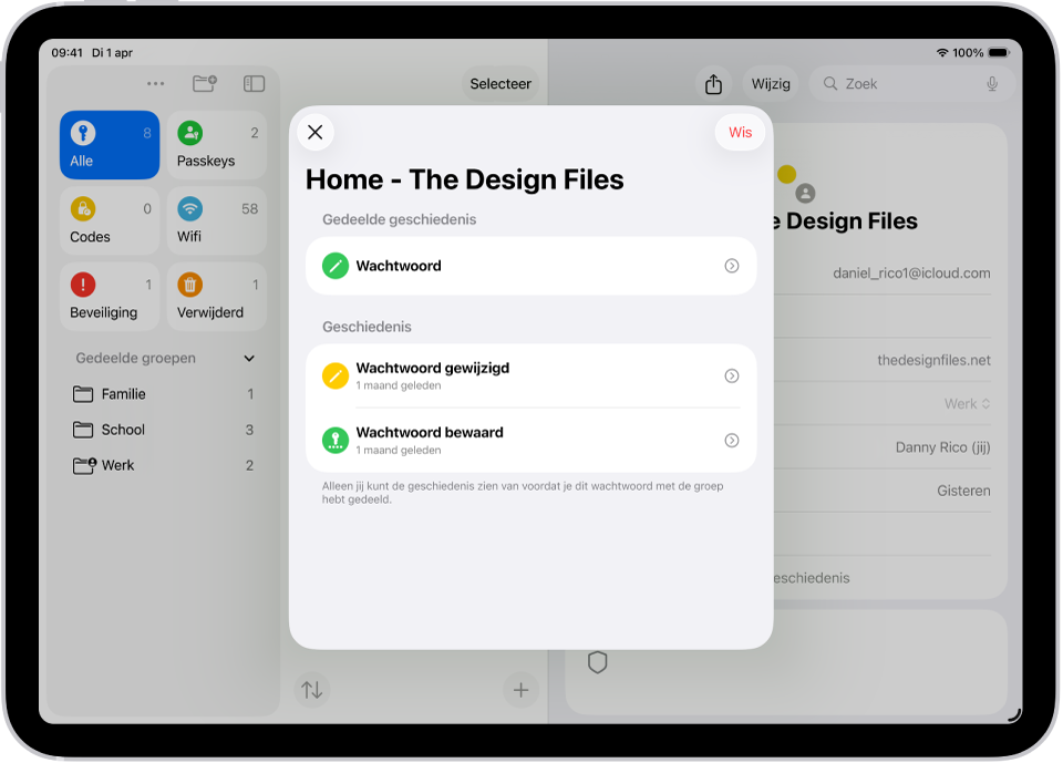 De geschiedenis van wachtwoordwijzigingen voor een account. Het wachtwoord werd oorspronkelijk een maand geleden bewaard, en het werd ook een maand geleden gewijzigd.