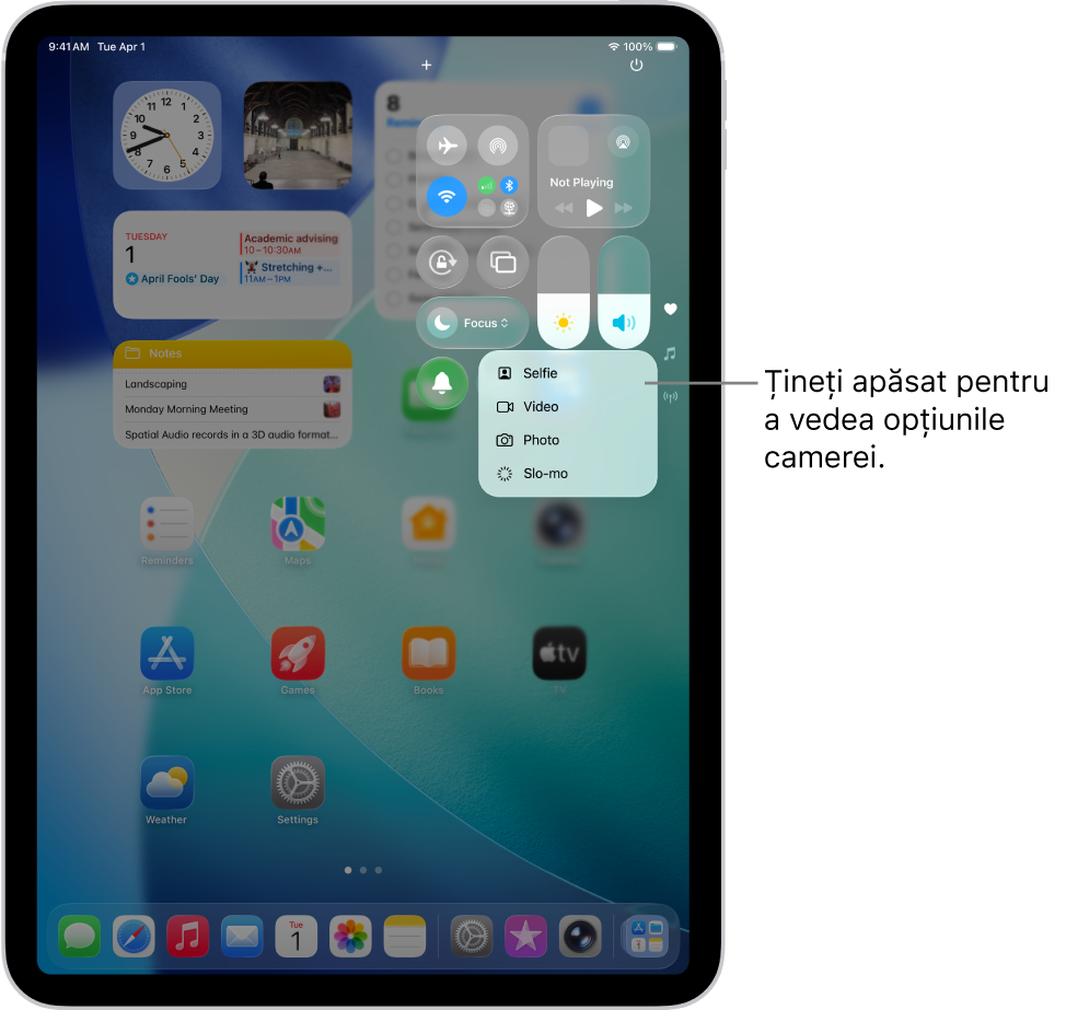 Ecran afișând opțiuni suplimentare ale camerei, disponibile în centrul de control atunci când țineți apăsat Control cameră. Opțiunile Selfie, Video, Foto și Ralanti.