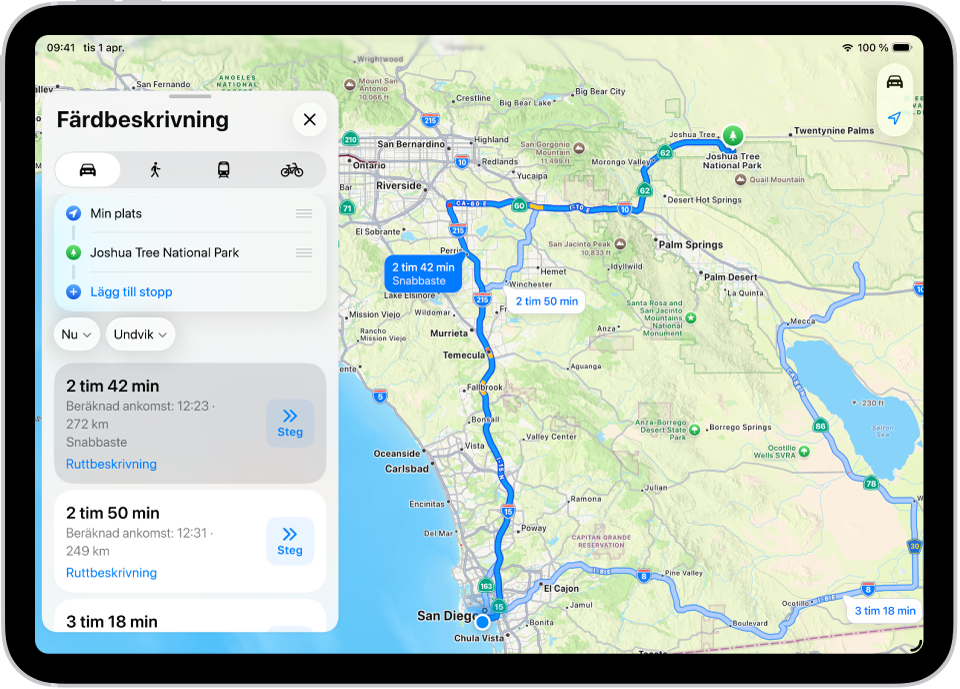 En iPad visar en karta med flera olika bilruttalternativ till samma målplats. För varje rutt visas beräknad tid och avstånd samt en stegknapp för att visa en stegvis färdbeskrivning. Färgkoder på vardera rutt visar trafikförhållanden.