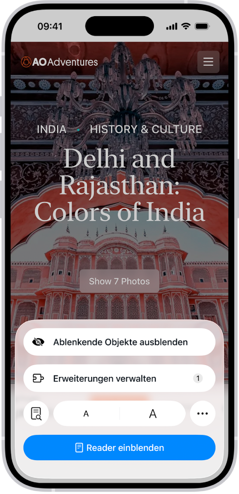 In Safari wurde auf die Taste „Seitenmenü“ unten auf einer Website getippt und Optionen, einschließlich „Erweiterungen verwalten“, werden unten auf dem Bildschirm angezeigt.