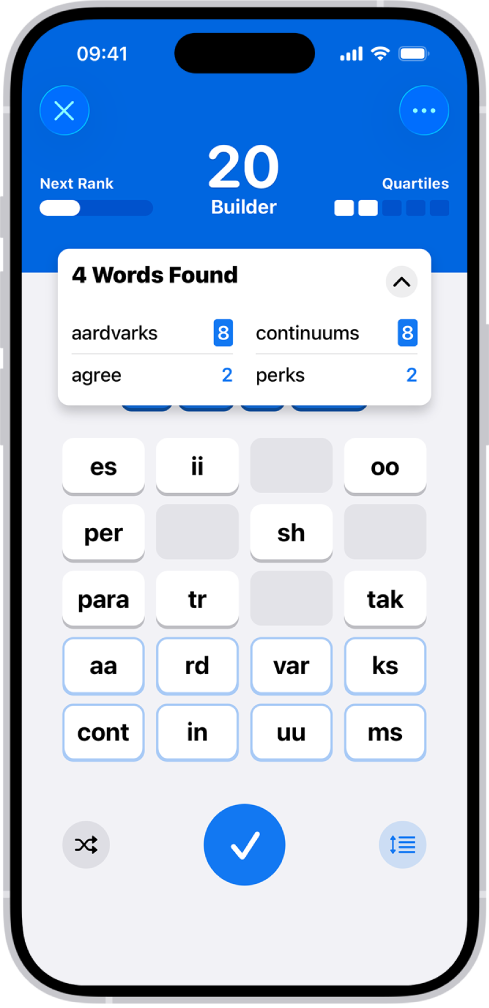 Un puzzle Quartiles affichant le score du joueur, son rang et une barre de progression qui, lorsqu’elle est pleine, permet de passer au rang suivant. Une liste avec des mots trouvés dans les vignettes de la grille Quartiles.