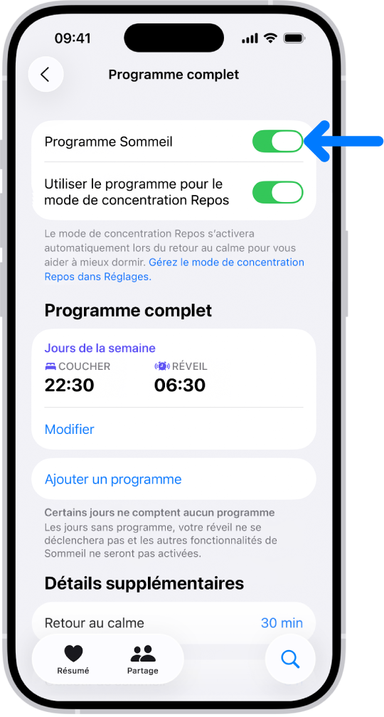 L’écran de sommeil « Programme complet » dans Santé avec l’option « Programme Sommeil » activée en haut.