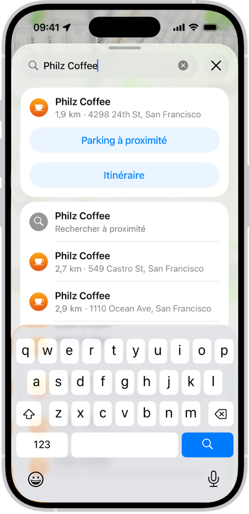 Un lieu est saisi dans le champ de recherche de Plans et les résultats de la recherche s’affichent en dessous.