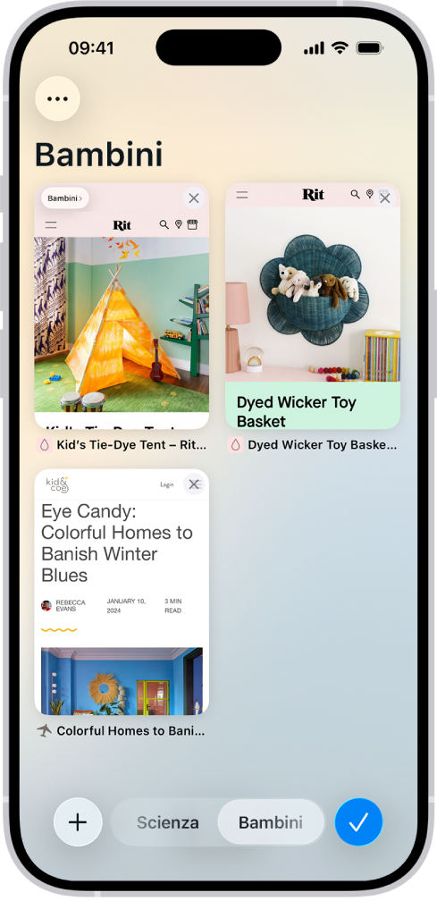 Le anteprime di tre pannelli aperti in un gruppo di pannelli chiamato Bambini visualizzate sullo schermo.