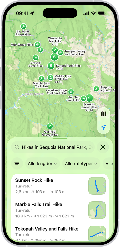 Kart-appen viser resultater for et søk etter fotturer i en nasjonalpark.