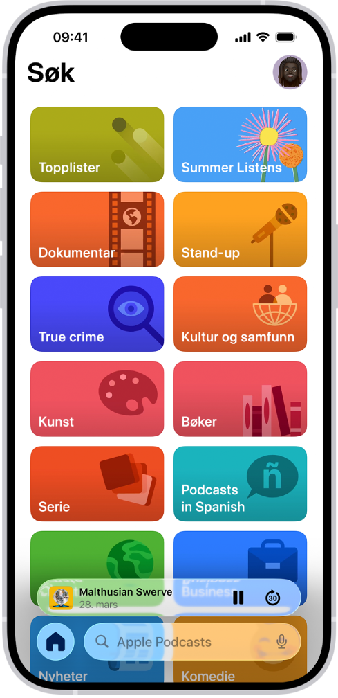 Søk-fanen i Podkaster-appen som viser podkastkategorier. Lenger ned på skjermen er minispilleren. Under den er knappene Hjem, Nytt, Bibliotek og Søk.