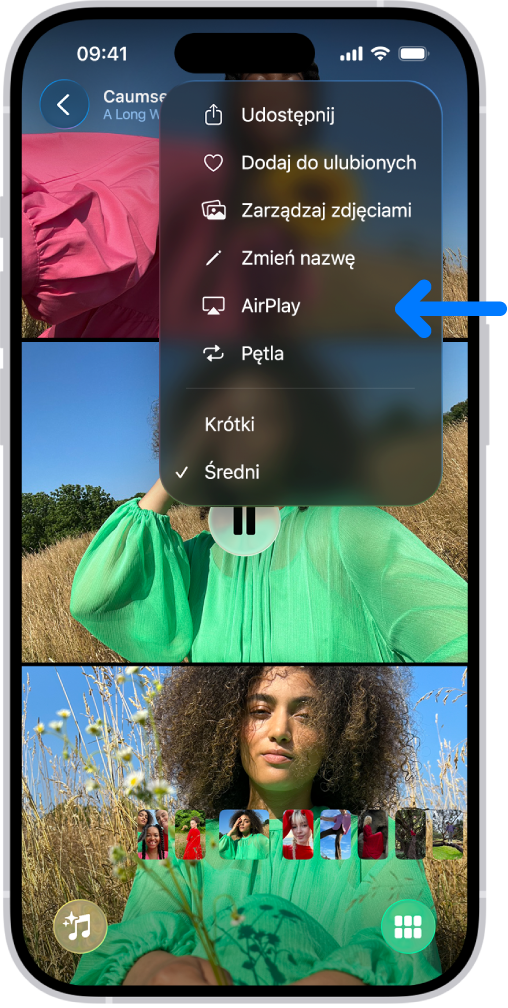 Pokaz slajdów w aplikacji Zdjęcia odtwarzany na ekranie iPhone’a. W prawym górnym rogu ekranu widoczne jest menu podręczne umożliwiające użycie funkcji AirPlay.