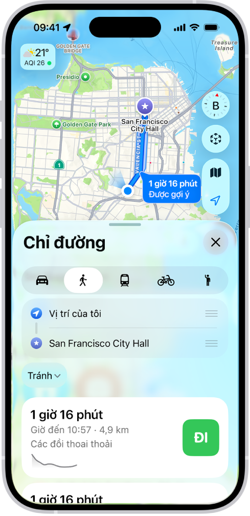 Một bản đồ đang hiển thị lộ trình đi bộ. Thẻ lộ trình ở dưới cùng cung cấp các chi tiết cho lộ trình, bao gồm thời gian di chuyển ước tính và thay đổi độ cao. Một nút Đi xuất hiện ở bên phải của chi tiết.