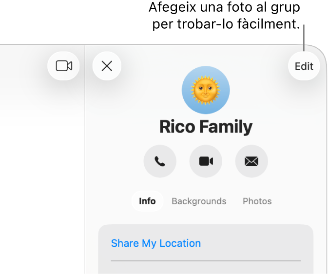 La vista d’informació en una conversa de grup, que apareix després de fer clic a la icona del contacte o del grup a la part superior d’una conversa, mostrant les icones de membres del grup i el nom del grup. A sota del nom del grup hi ha uns botons per fer una trucada grupal de vídeo o d’àudio del FaceTime o per enviar un missatge al grup. A sota hi ha el botó per canviar el nom i la foto del grup.