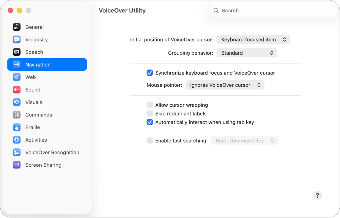 La finestra di Utility VoiceOver che mostra la categoria Navigazione selezionata nella barra laterale a sinistra e le rispettive opzioni a destra. Nell’angolo in basso a destra della finestra è presente un pulsante Aiuto per visualizzare l’Aiuto online di VoiceOver che spiega queste opzioni.