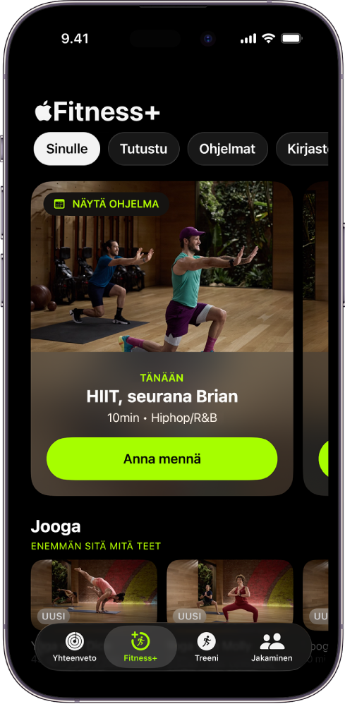 Apple Fitness+:n Sinulle-näyttö, jossa näkyy muokatun ohjelman treeni ja suositeltuja joogatreenejä.