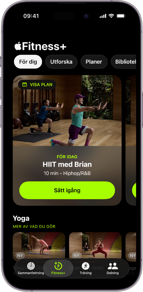 Skärmen För dig i Apple Fitness+ visar ett träningspass i en anpassad plan och rekommenderade yogapass.