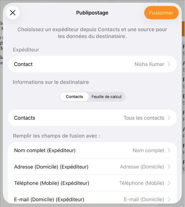 Sous-fenêtre Publipostage ouverte, avec des options pour choisir les informations de l’expéditeur, modifier le fichier ou le tableau source, prévisualiser les noms des champs de fusion ou fusionner le document.