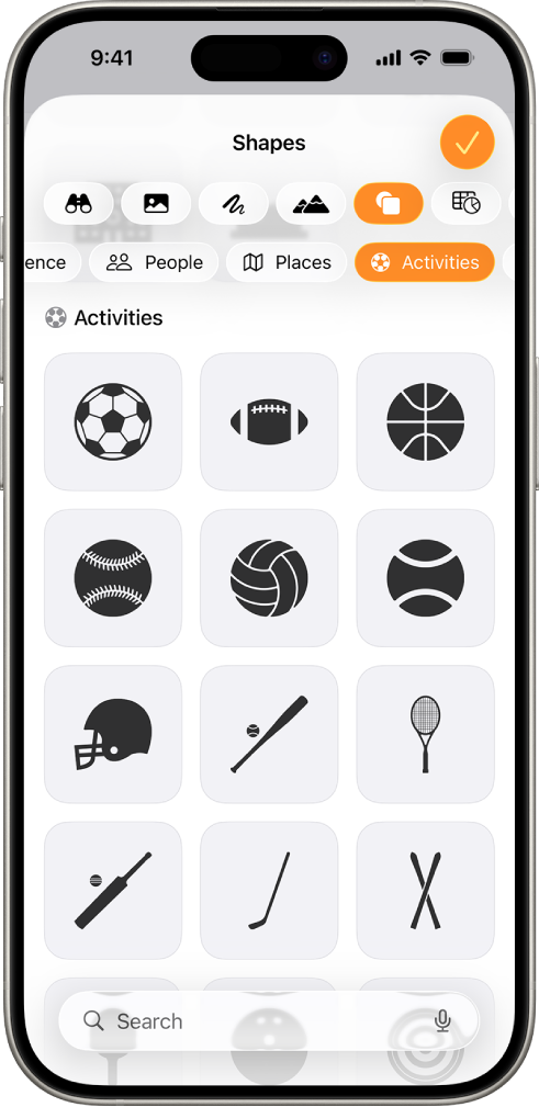 תפריט ״הכנס״ עם כפתורים לאורך החלק העליון להוספת טבלאות, תרשימים, צורות ומדיה. האפשרות ״צורות״ נבחרת והתפריט שלה מציג שורה של קטגוריות עם כפתור חיפוש משמאל. הקטגוריה ״פעילויות״ נבחרת וצורות מופיעות מתחת.