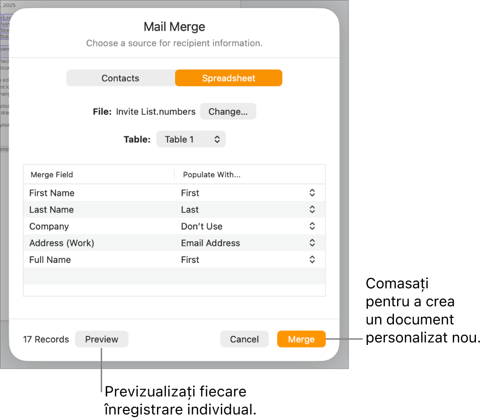 Panoul de comasare a corespondenței este deschis, afișând opțiunile pentru schimbarea fișierului sau a tabelului sursă, previzualizarea numelor câmpurilor de comasare sau a înregistrărilor individuale sau pentru comasarea documentului.