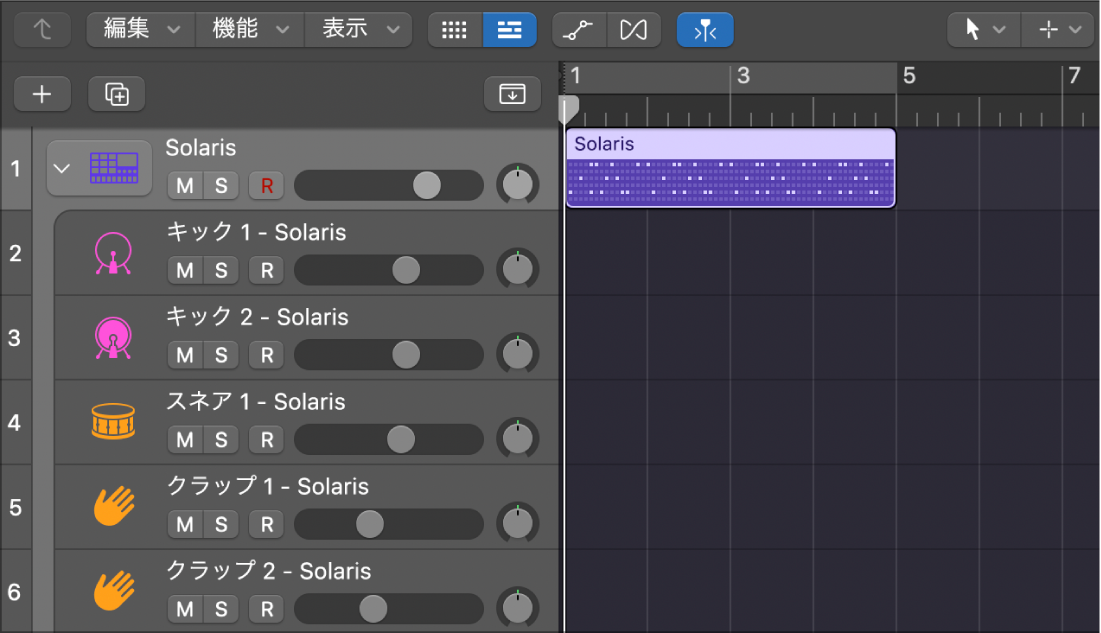 パターンリージョンを含んだ、Drum Machine DesignerのTrack Stack。空のサブトラックが表示されています。