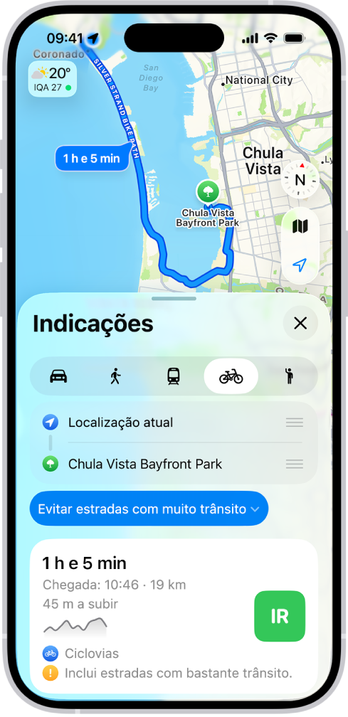 Um mapa a mostrar opções do itinerário de bicicleta. A ficha do itinerário na parte inferior fornece detalhes, incluindo o tempo de viagem previsto, mudanças de elevação e tipos de estradas. Um botão “Ir” aparece do lado direito dos detalhes.