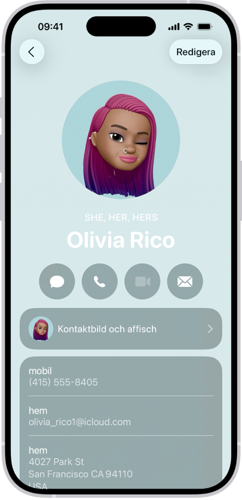 En kontakt som heter Olivia Rink med pronomen hon, henne och hennes under kontaktbilden. Nedanför hennes namn finns knappar för att skicka ett meddelande, ringa, mejla och använda Apple Pay. Nederst på skärmen finns kontaktens mobilnummer och mejladress.